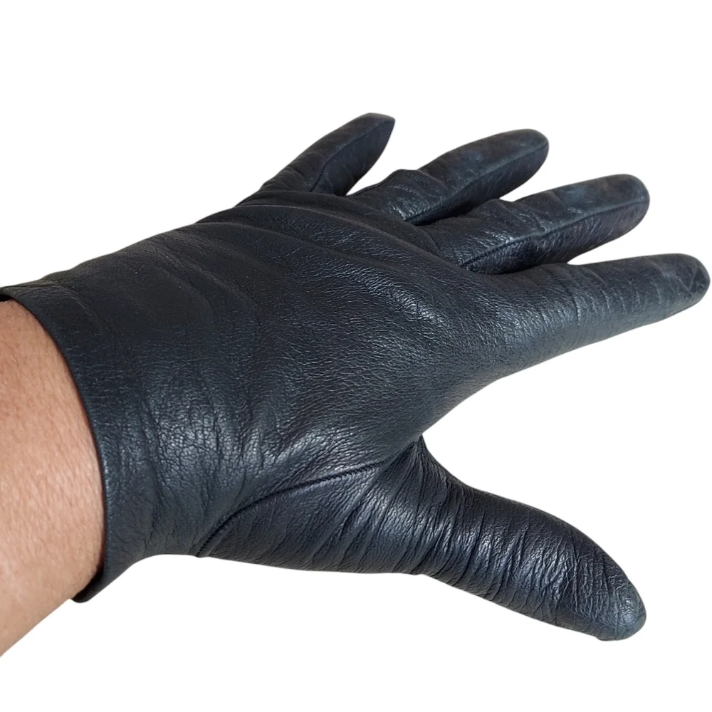 Vintage Leather Shortie Unlined Gloves with split opening in back
